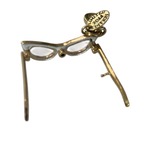 New in Box Juicy Couture pink striped cat eye glasses 2014 charm bracelet - Picture 5 of 6